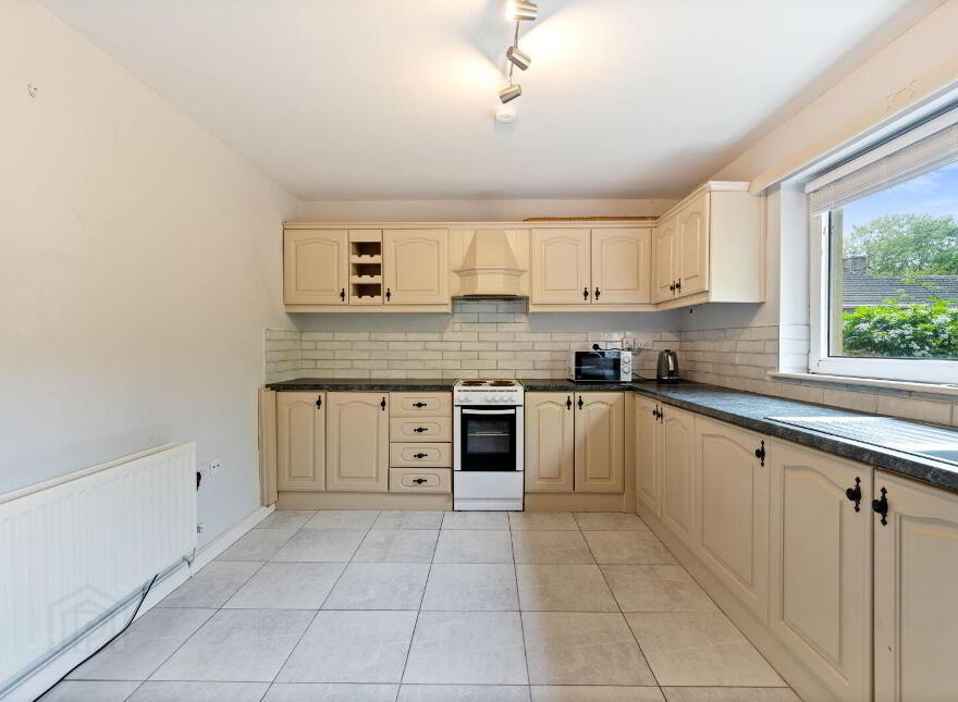 1 Spruce Grove, Ballyfeard, Ballyfeard, P17K402