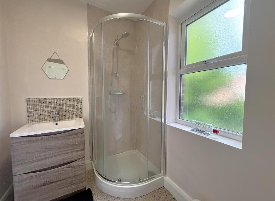 8 Linden Gardens, Belfast, BT14 6DD