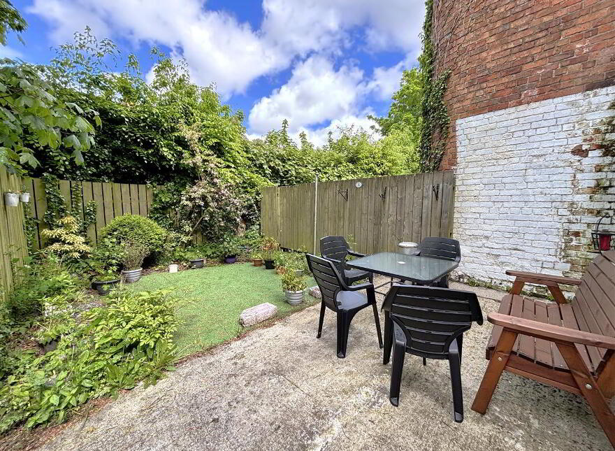 8 Linden Gardens, Belfast, BT14 6DD