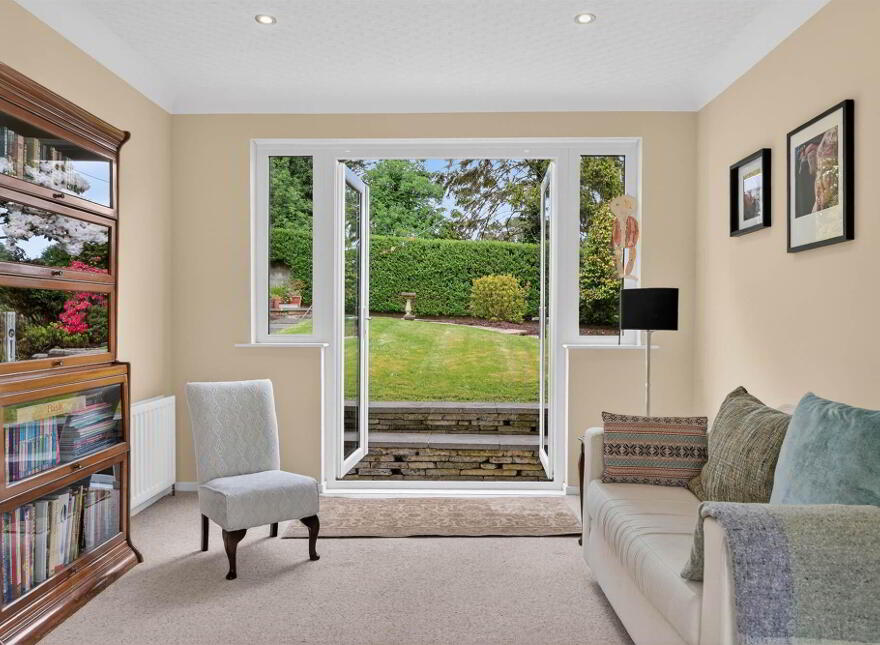 34 Bladon Drive, Malone, South, Belfast, BT9 5JN