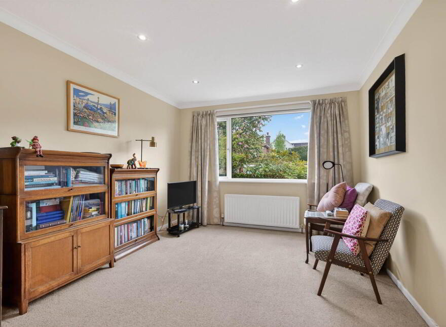 34 Bladon Drive, Malone, South, Belfast, BT9 5JN