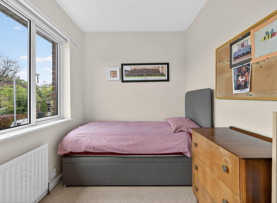 34 Bladon Drive, Malone, South, Belfast, BT9 5JN