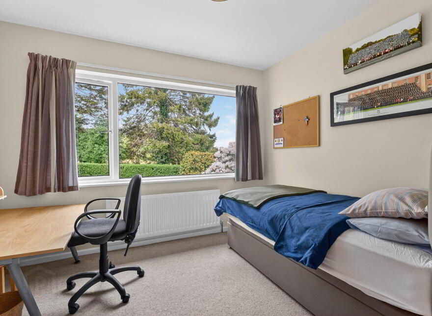 34 Bladon Drive, Malone, South, Belfast, BT9 5JN