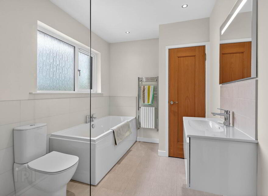 34 Bladon Drive, Malone, South, Belfast, BT9 5JN