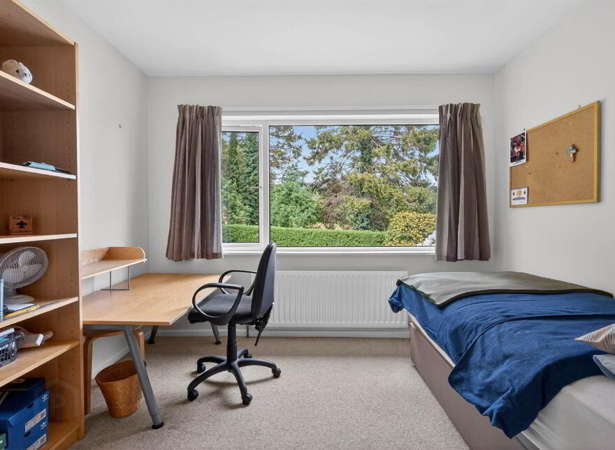 34 Bladon Drive, Malone, South, Belfast, BT9 5JN