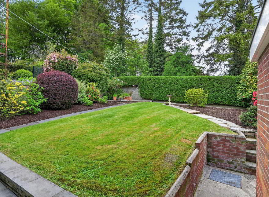 34 Bladon Drive, Malone, South, Belfast, BT9 5JN