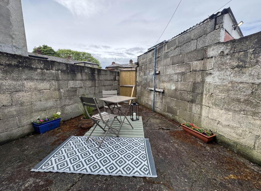 16 Saint Gerard`s Square, Dundalk, A91N8C6