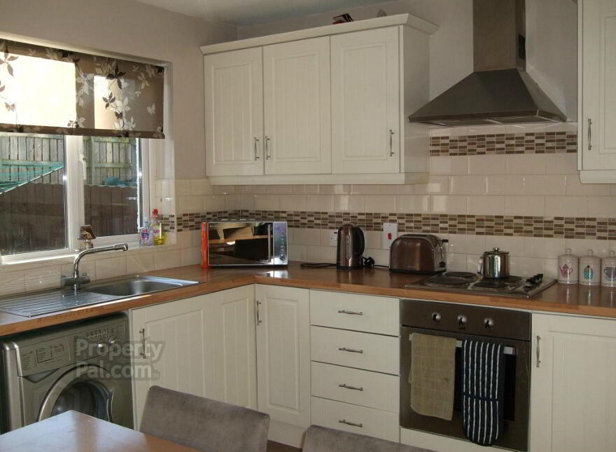241 Belvedere Manor, Lurgan, BT67 9NZ