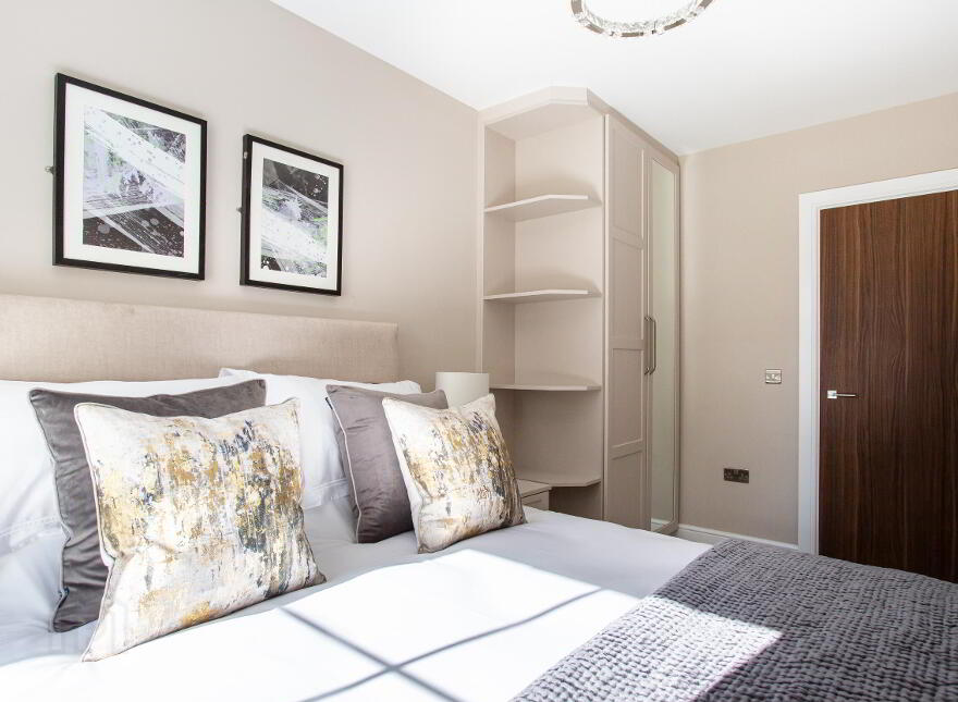 Lesley Park Royal, 1 Rosepark Gardens, Belfast, BT5 7LW