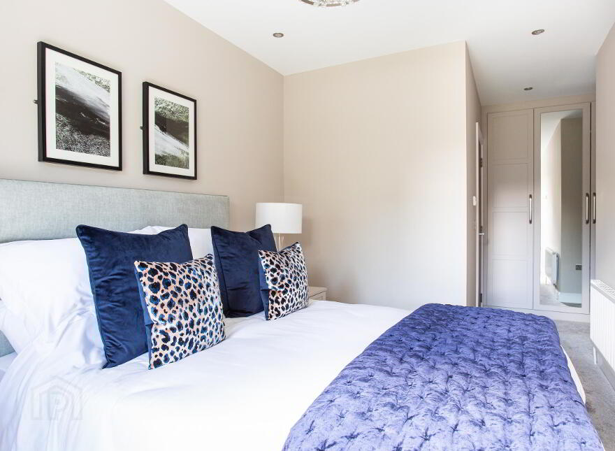 Lesley Park Royal, 1 Rosepark Gardens, Belfast, BT5 7LW
