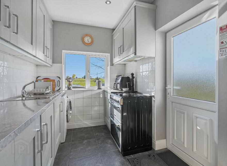 Killeen, Swinford, F12X039