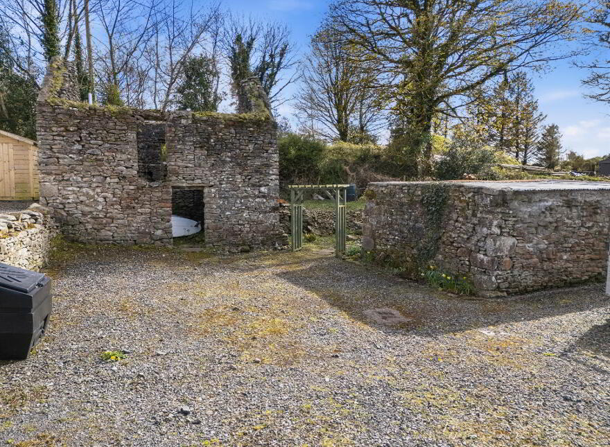 Killeen, Swinford, F12X039