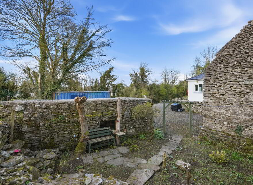 Killeen, Swinford, F12X039