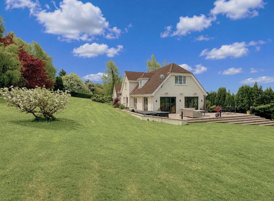 51 Annaghanoon Road, Waringstown, BT66 7RZ