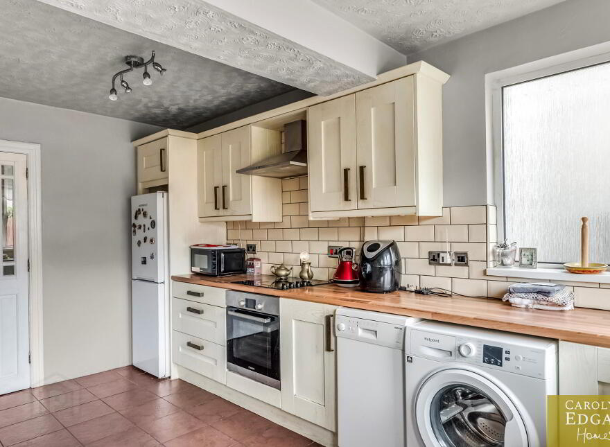 24 Ardenlee Gardens, Belfast, BT6 8QG