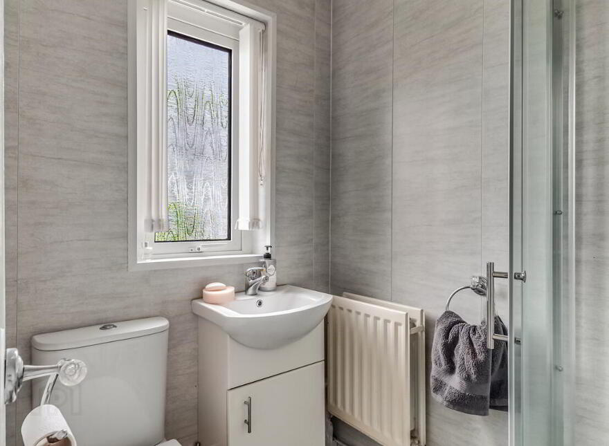 24 Ardenlee Gardens, Belfast, BT6 8QG