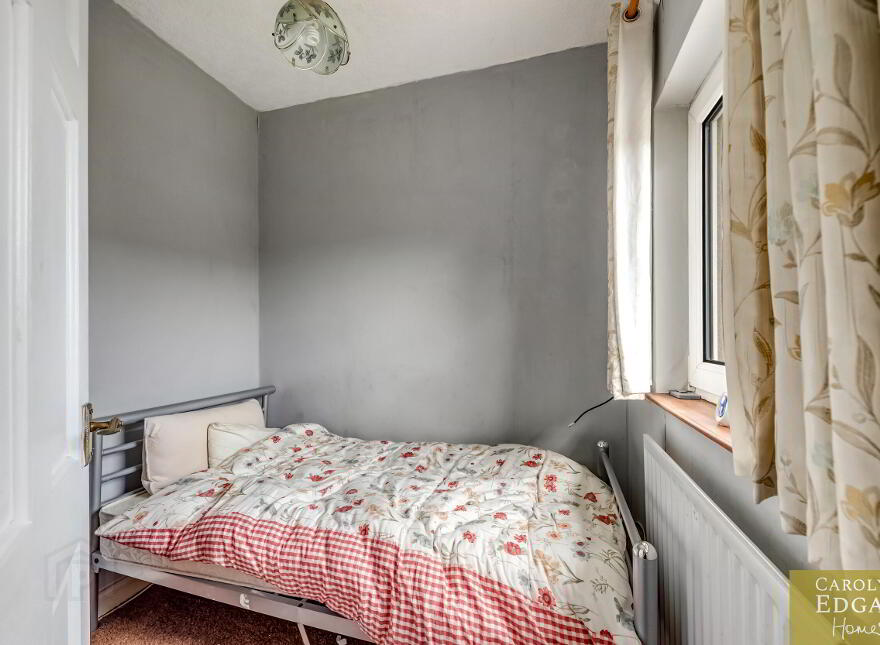 24 Ardenlee Gardens, Belfast, BT6 8QG