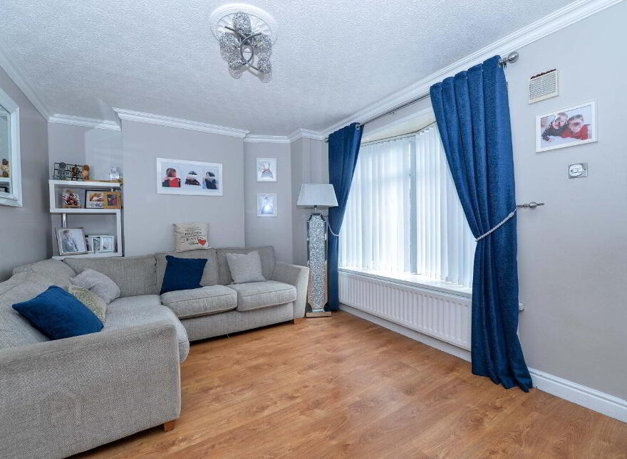 39 Loughlea, Belfast, BT5 4PA
