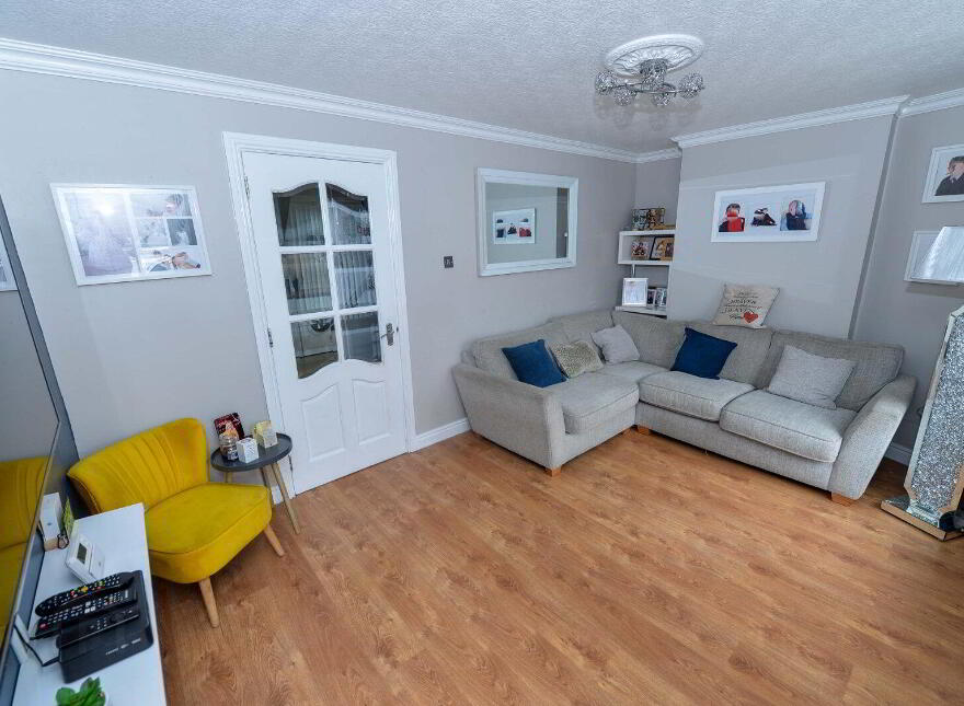 39 Loughlea, Belfast, BT5 4PA