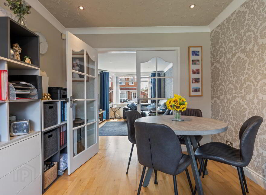 5 Sandhill Park, Belfast, BT5 6DR