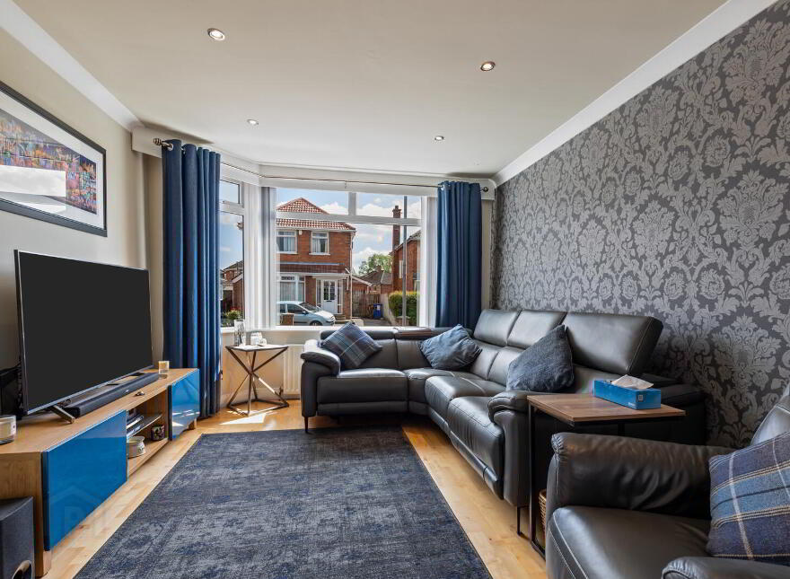 5 Sandhill Park, Belfast, BT5 6DR