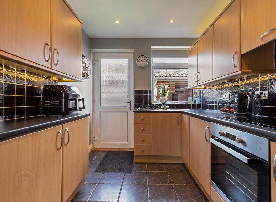 5 Sandhill Park, Belfast, BT5 6DR