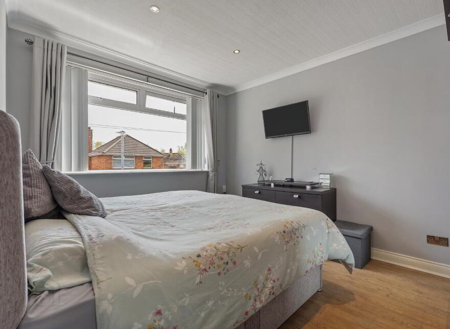 5 Sandhill Park, Belfast, BT5 6DR