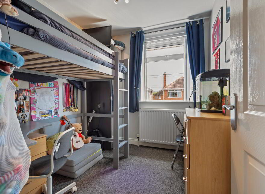 5 Sandhill Park, Belfast, BT5 6DR