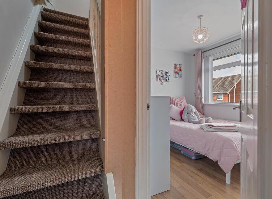 5 Sandhill Park, Belfast, BT5 6DR