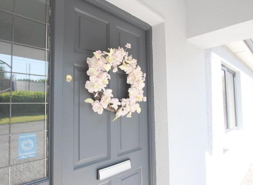 Oakwood House, St. Coleman's Terrace, Tullamore, R35AY23