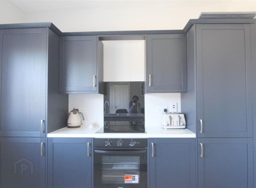 Oakwood House, St. Coleman's Terrace, Tullamore, R35AY23