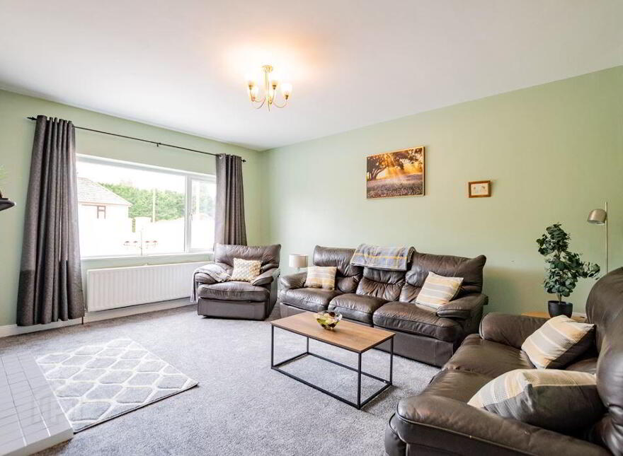 Oakwood House, St. Coleman's Terrace, Tullamore, R35AY23