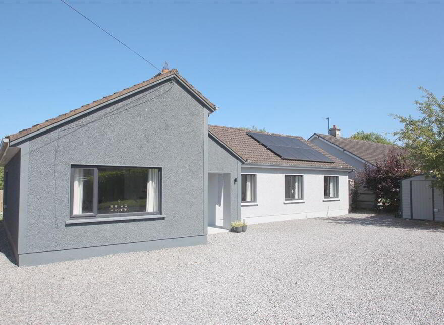Oakwood House, St. Coleman's Terrace, Tullamore, R35AY23