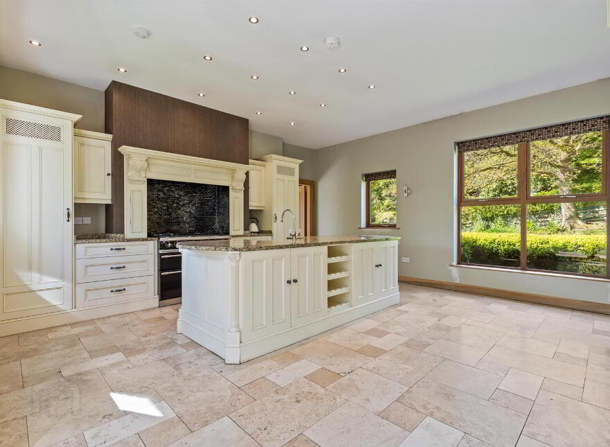 55b Crawfordsburn Road, Newtownards, BT23 4UH