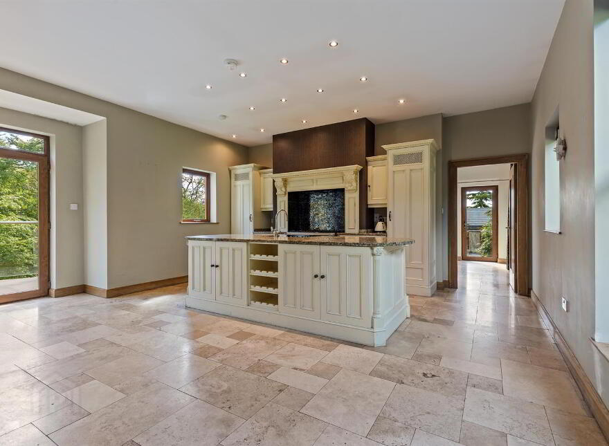 55b Crawfordsburn Road, Newtownards, BT23 4UH