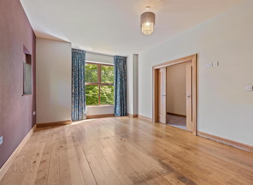 55b Crawfordsburn Road, Newtownards, BT23 4UH