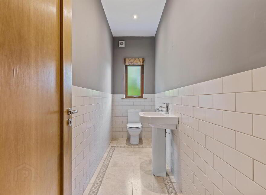 55b Crawfordsburn Road, Newtownards, BT23 4UH