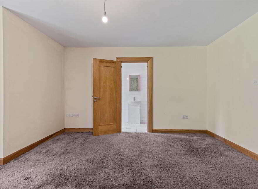 55b Crawfordsburn Road, Newtownards, BT23 4UH