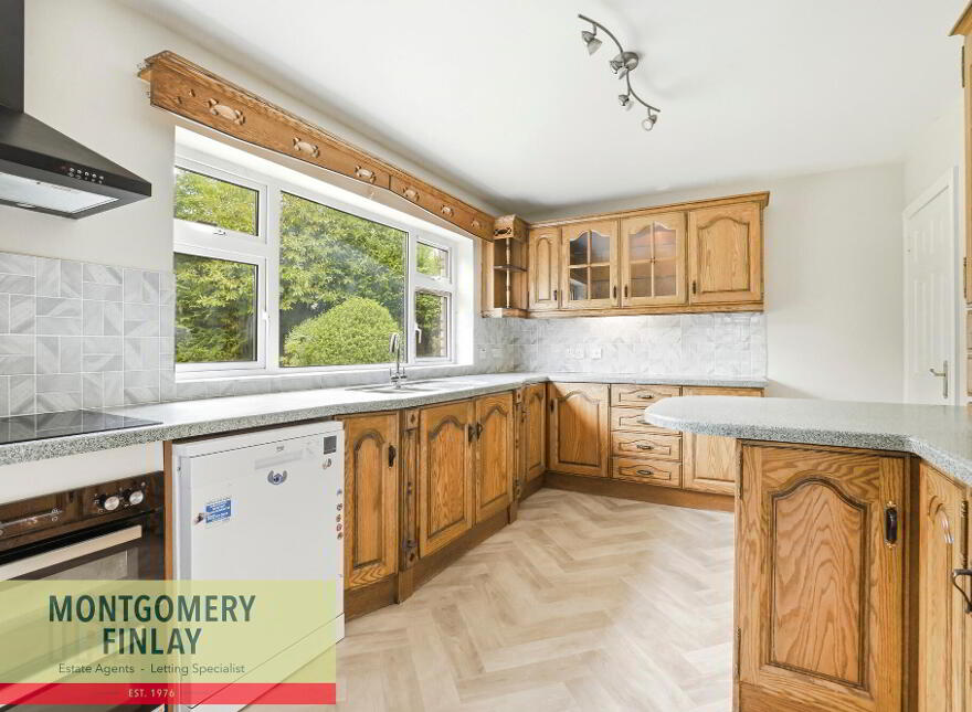9 Killyhevlin Park, Enniskillen, BT74 4EH