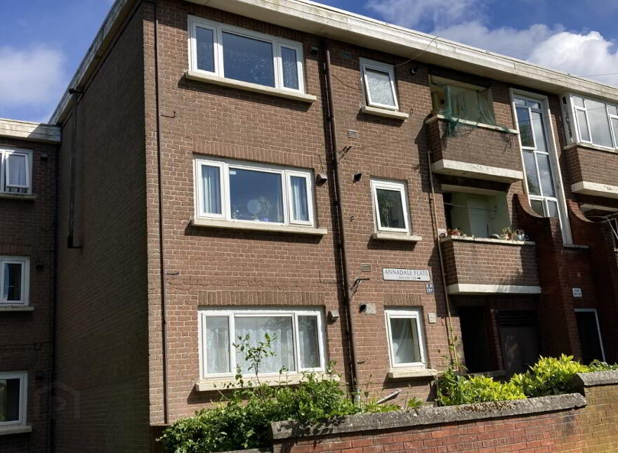 107 Annadale Flats, Belfast, BT7 3AY