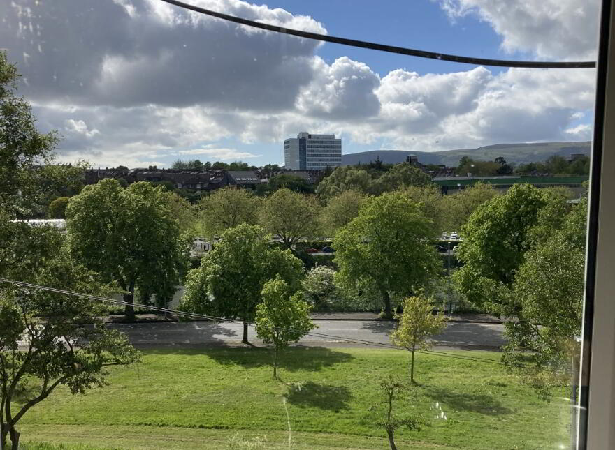 107 Annadale Flats, Belfast, BT7 3AY
