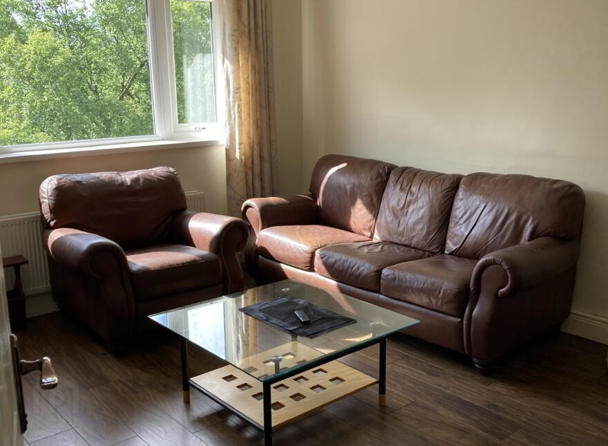 107 Annadale Flats, Belfast, BT7 3AY