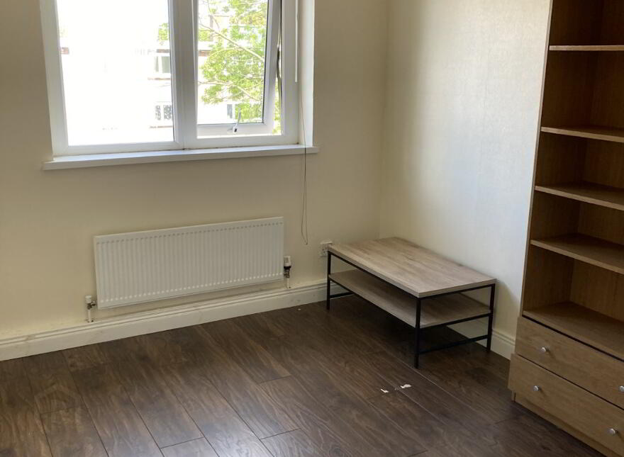 107 Annadale Flats, Belfast, BT7 3AY