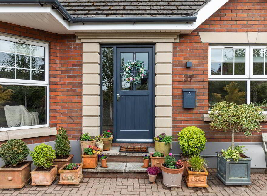 37 Grey Castle Manor, Castlereagh Hills, Belfast, BT6 9QT