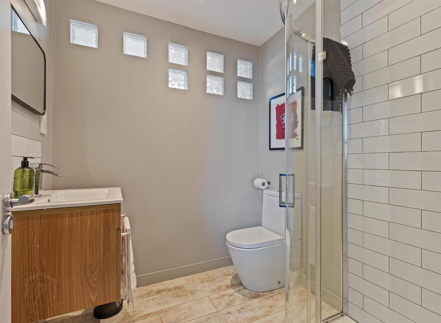 37 Grey Castle Manor, Castlereagh Hills, Belfast, BT6 9QT