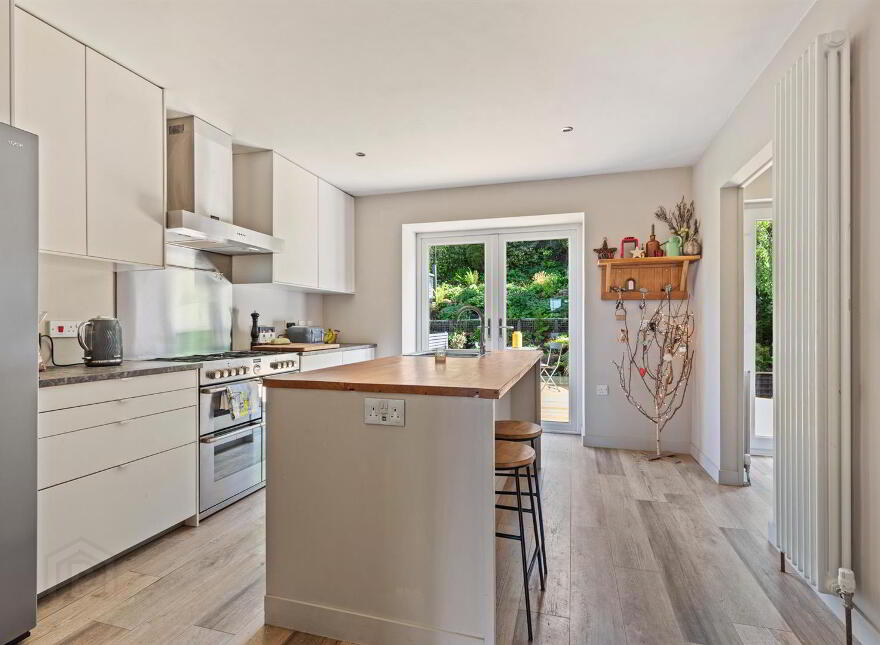 37 Grey Castle Manor, Castlereagh Hills, Belfast, BT6 9QT