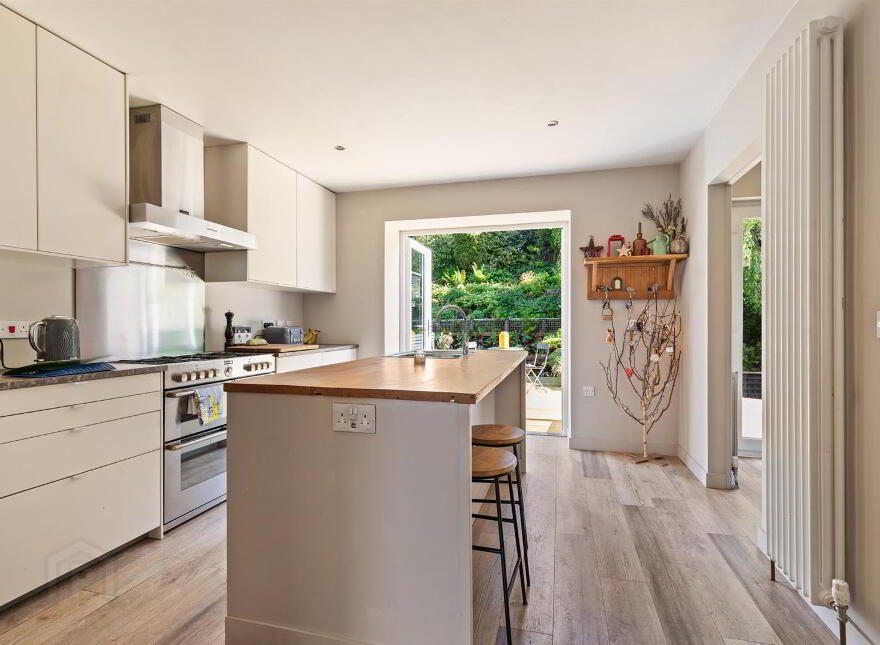 37 Grey Castle Manor, Castlereagh Hills, Belfast, BT6 9QT