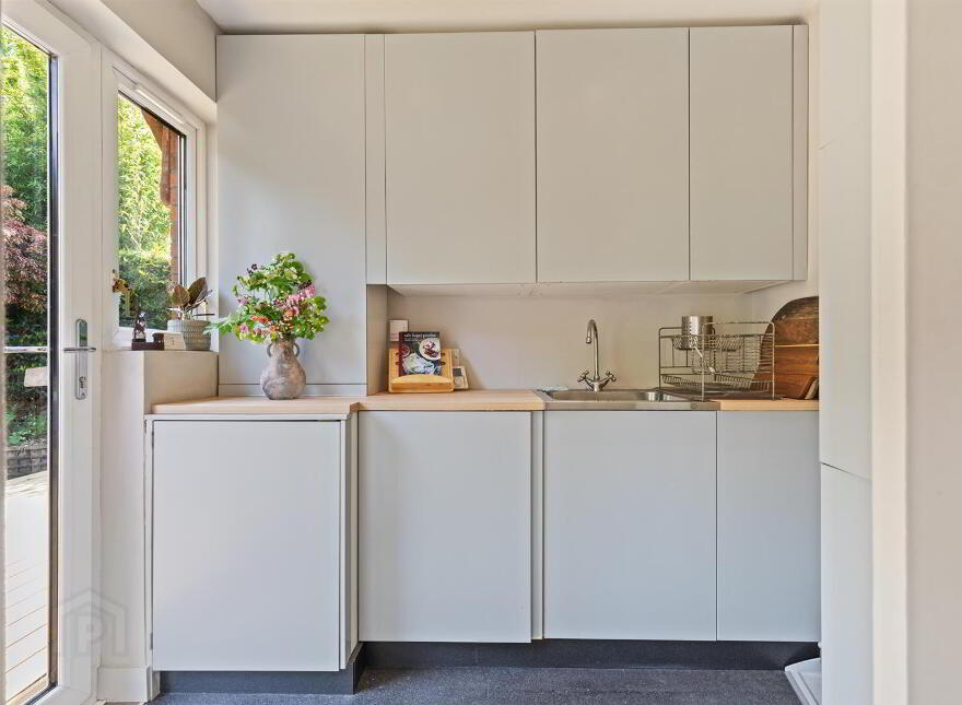 37 Grey Castle Manor, Castlereagh Hills, Belfast, BT6 9QT