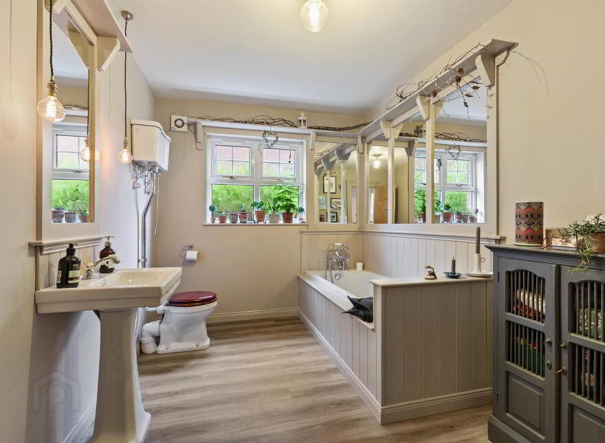 37 Grey Castle Manor, Castlereagh Hills, Belfast, BT6 9QT