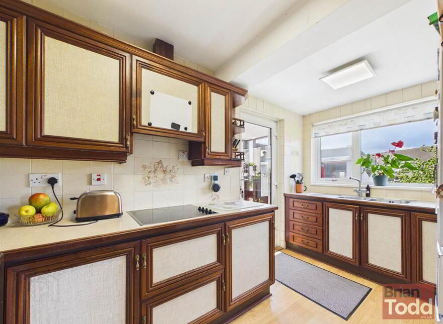 Ballycraigy Road, Larne, BT40 2LE